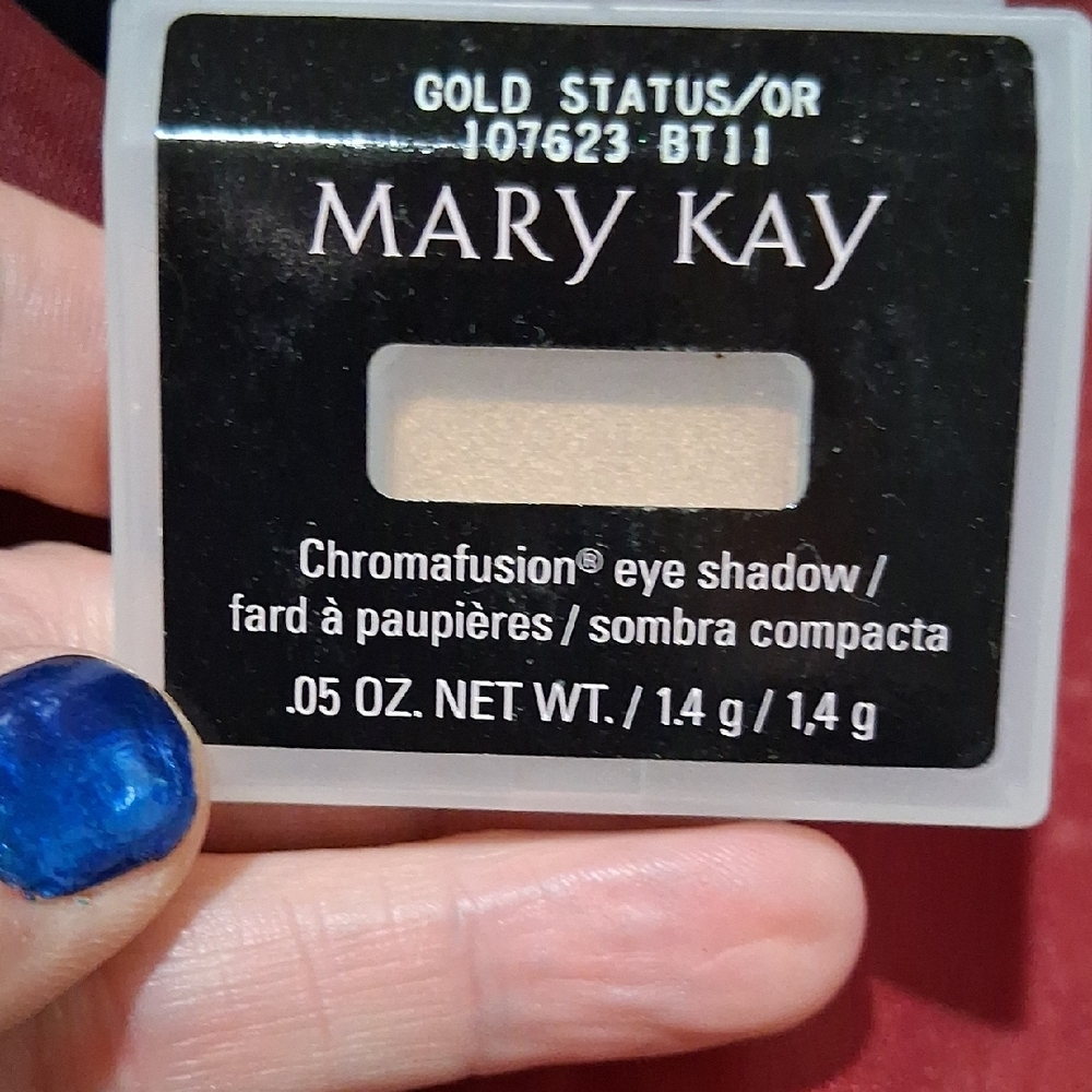 Mary Kay Chromafusion Gold Status Eyeshadow Compact